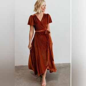 Simplee Apparel Rust Brown Velvet Midi Wrap Dress